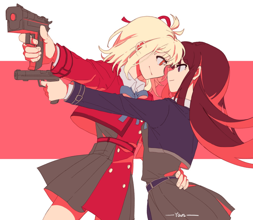 2girls blonde_hair brown_hair chinese_commentary closed_mouth commentary_request dress eye_contact grey_skirt gun hair_ribbon hand_on_another's_waist handgun highres holding holding_gun holding_weapon inoue_takina long_hair long_sleeves looking_at_another lycoris_recoil lycoris_uniform medium_hair multiple_girls nishikigi_chisato pleated_skirt purple_eyes red_background red_dress red_eyes red_ribbon ribbon skirt smile two-tone_background weapon white_background yanlingjinshilihuahua yuri