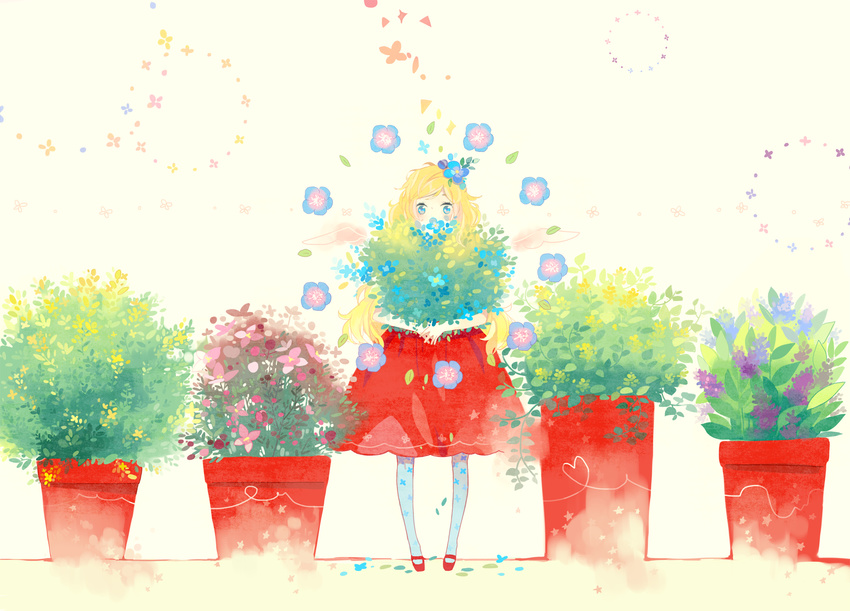 arms_around_waist blonde_hair blue_eyes floral_background flower flower_pot highres holding leaf long_hair mig_(36th_underground) original plant potted_plant red_skirt skirt solo standing wings