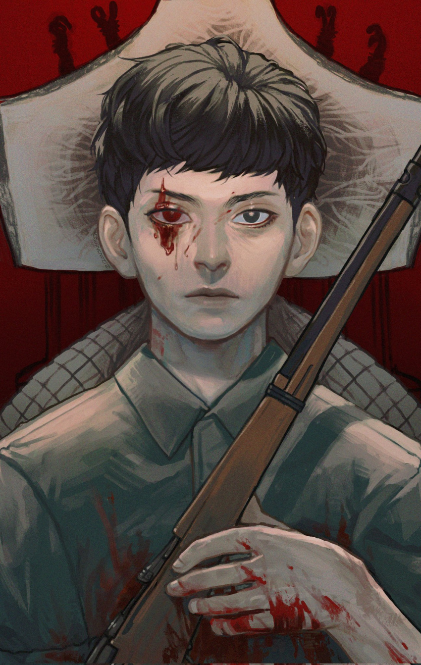 1boy black_eyes black_hair blood blood_on_clothes blood_on_face blood_on_hands blood_on_neck closed_mouth english_commentary fear_&amp;_hunger fear_&amp;_hunger_2:_termina green_jumpsuit gun hand_up heterochromia highres holding holding_gun holding_weapon jumpsuit levi_(fear_&amp;_hunger) looking_at_viewer red_background red_eyes rifle short_hair solo spoilers upper_body weapon zizonsniper