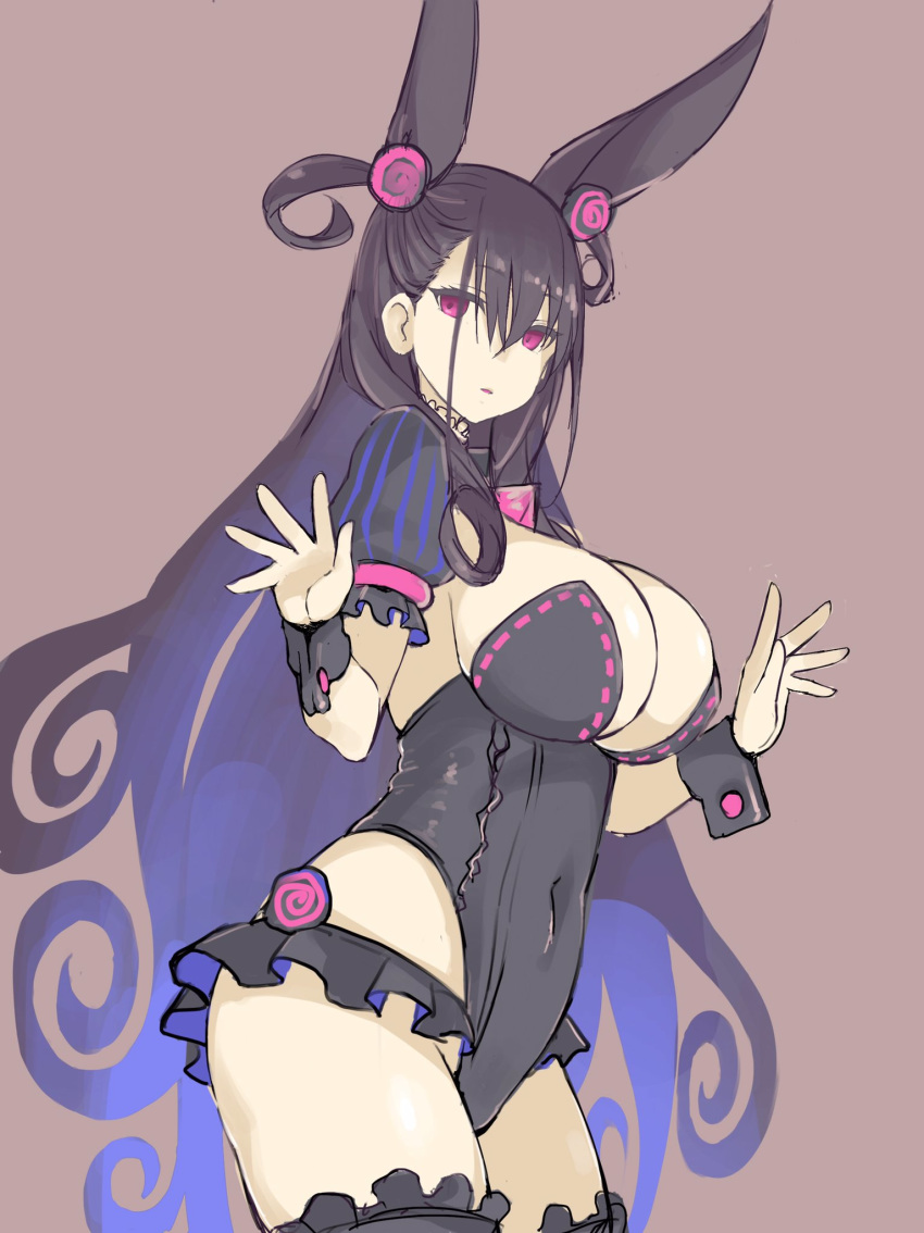 1girl animal_ears bakutendou black_hair black_legwear black_leotard breasts brooch brown_background bunny_ears bunnysuit cleavage commentary covered_navel cowboy_shot fate/grand_order fate_(series) frills hair_between_eyes hair_ornament hands_up highres jewelry large_breasts leotard long_hair looking_at_viewer murasaki_shikibu_(fate) parted_lips purple_eyes shrug_(clothing) simple_background solo standing striped thighhighs thighs two_side_up very_long_hair wrist_cuffs