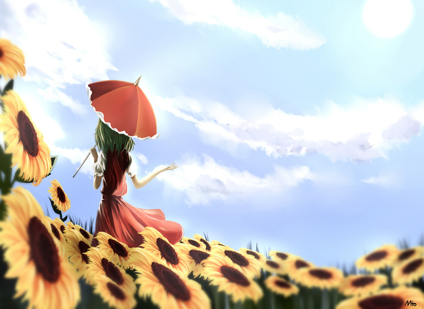 blue_sky blurry cloud day depth_of_field flower from_behind garden_of_the_sun grass green_hair hand_up highres holding holding_umbrella kazami_yuuka long_skirt mito_(mito) outdoors parasol red_skirt red_vest shirt short_hair skirt skirt_set sky solo sun sunflower sunlight touhou umbrella vest white_shirt wind