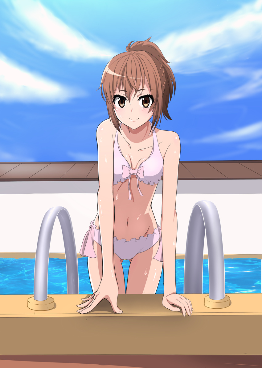 arice-spead-21 arm_support bikini brown_eyes brown_hair highres misaka_mikoto navel ponytail pool pool_ladder short_hair smile solo swimsuit thigh_gap to_aru_kagaku_no_railgun to_aru_majutsu_no_index water wet