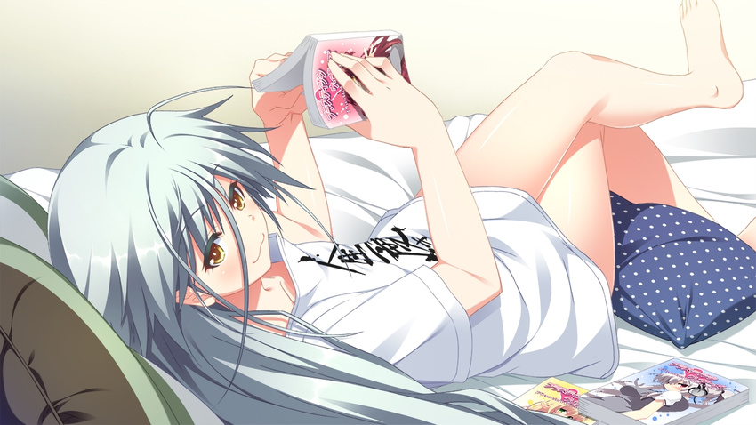 1girl barefoot bed book character_request game_cg grey_hair long_hair narumi_suzune shirt tojita_sekai_no_tori_colony yellow_eyes