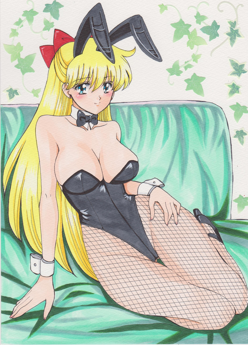 aino_minako animal_ears bishoujo_senshi_sailor_moon blonde_hair breasts bunny_ears bunny_girl bunnysuit collar detached_collar highres long_hair rascal_(n119) sailor_venus wrist_cuffs