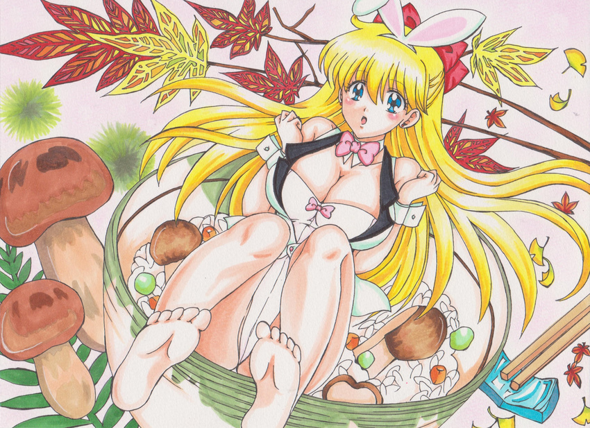 aino_minako animal_ears barefoot bishoujo_senshi_sailor_moon blonde_hair breasts bunny_ears bunny_girl bunnysuit collar detached_collar feet highres long_hair rascal_(n119) sailor_venus soles toes wrist_cuffs