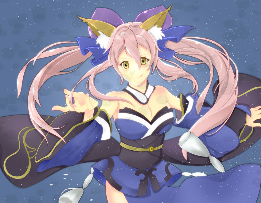 animal_ears bad_id bad_pixiv_id bare_shoulders bow breasts choker cleavage detached_sleeves fate/extra fate_(series) fox_ears fox_tail hair_bow hair_ribbon highres japanese_clothes large_breasts obi pink_hair ribbon sash smile solo tail tamamo_(fate)_(all) tamamo_no_mae_(fate) twintails yellow_eyes