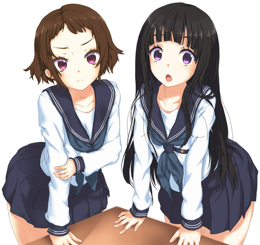 &gt;:( :o arm_support black_hair brown_hair chitanda_eru coracola forehead frown hand_on_own_arm highres hyouka ibara_mayaka long_hair multiple_girls open_mouth purple_eyes school_uniform serafuku short_hair simple_background v-shaped_eyebrows white_background