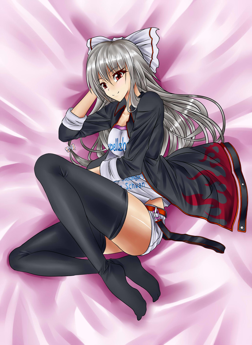 alternate_costume belt bow breasts clothes_writing collarbone contemporary fujiwara_no_mokou german hair_bow hand_behind_head highres jacket kuronekomanjuu leg_up long_hair looking_at_viewer lying medium_breasts no_shoes on_side open_clothes open_jacket pink_background red_eyes short_shorts shorts silver_hair simple_background smile solo tank_top thighhighs touhou very_long_hair