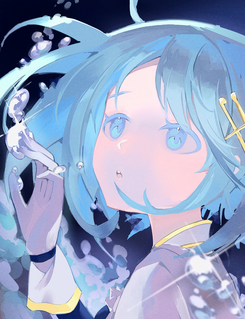 1girl blue_eyes blue_hair bubble capelet colored_eyelashes gloves hair_ornament hand_up highres liquid looking_up looshue magical_girl mahou_shoujo_madoka_magica mahou_shoujo_madoka_magica_(anime) miki_sayaka open_mouth portrait short_hair solo water white_capelet white_gloves