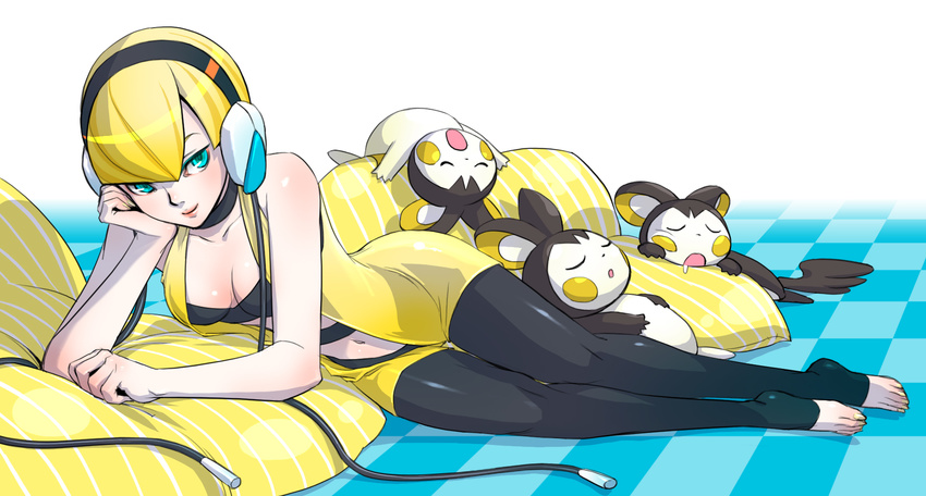 bare_shoulders blonde_hair blue_eyes breasts choker cleavage emolga gen_5_pokemon gym_leader headphones highres kabu_kabu kamitsure_(pokemon) leggings medium_breasts midriff navel pokemon pokemon_(creature) pokemon_(game) pokemon_bw short_hair