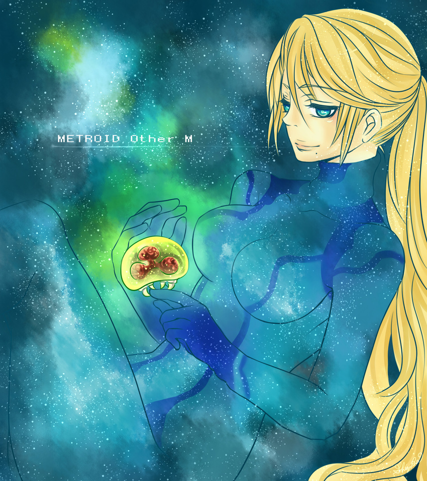 bad_id bad_pixiv_id blonde_hair blue_eyes bodysuit highres honey_cat long_hair metroid metroid:_other_m metroid_(creature) mole mole_under_mouth ponytail samus_aran smile solo zero_suit