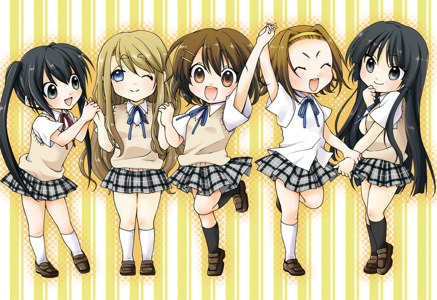 akiyama_mio aruki black_eyes black_hair blonde_hair blue_eyes brown_eyes brown_hair closed_eyes hairband hirasawa_yui holding_hands k-on! kotobuki_tsumugi long_hair multiple_girls nakano_azusa one_eye_closed plaid plaid_skirt school_uniform short_hair skirt tainaka_ritsu