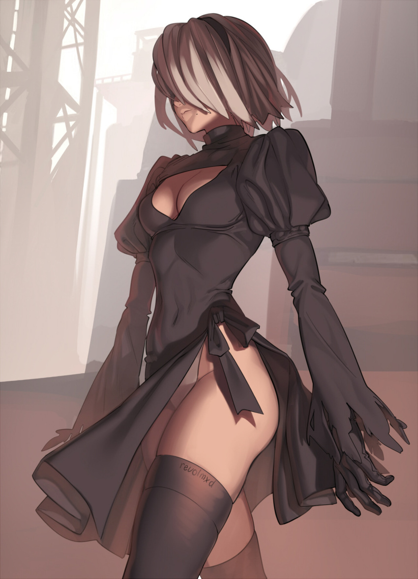 1girl artist_name black_legwear blindfold breasts cleavage cleavage_cutout gloves highres leotard lips mole mole_under_mouth nier_(series) nier_automata revolmxd short_hair silver_hair skindentation solo thighhighs thighs white_leotard yorha_no._2_type_b