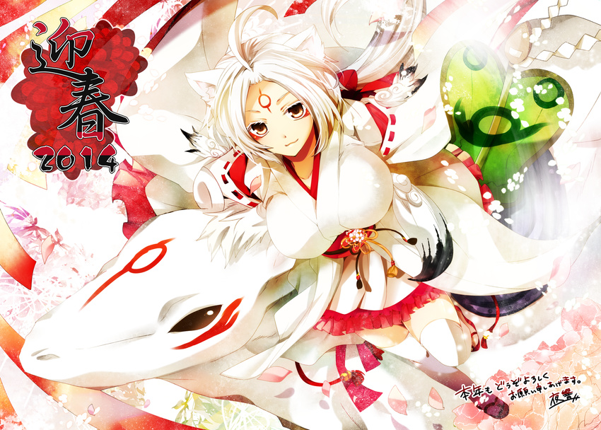 akatsuki_yakyou animal animal_ears brown_eyes okami thighhighs white_hair