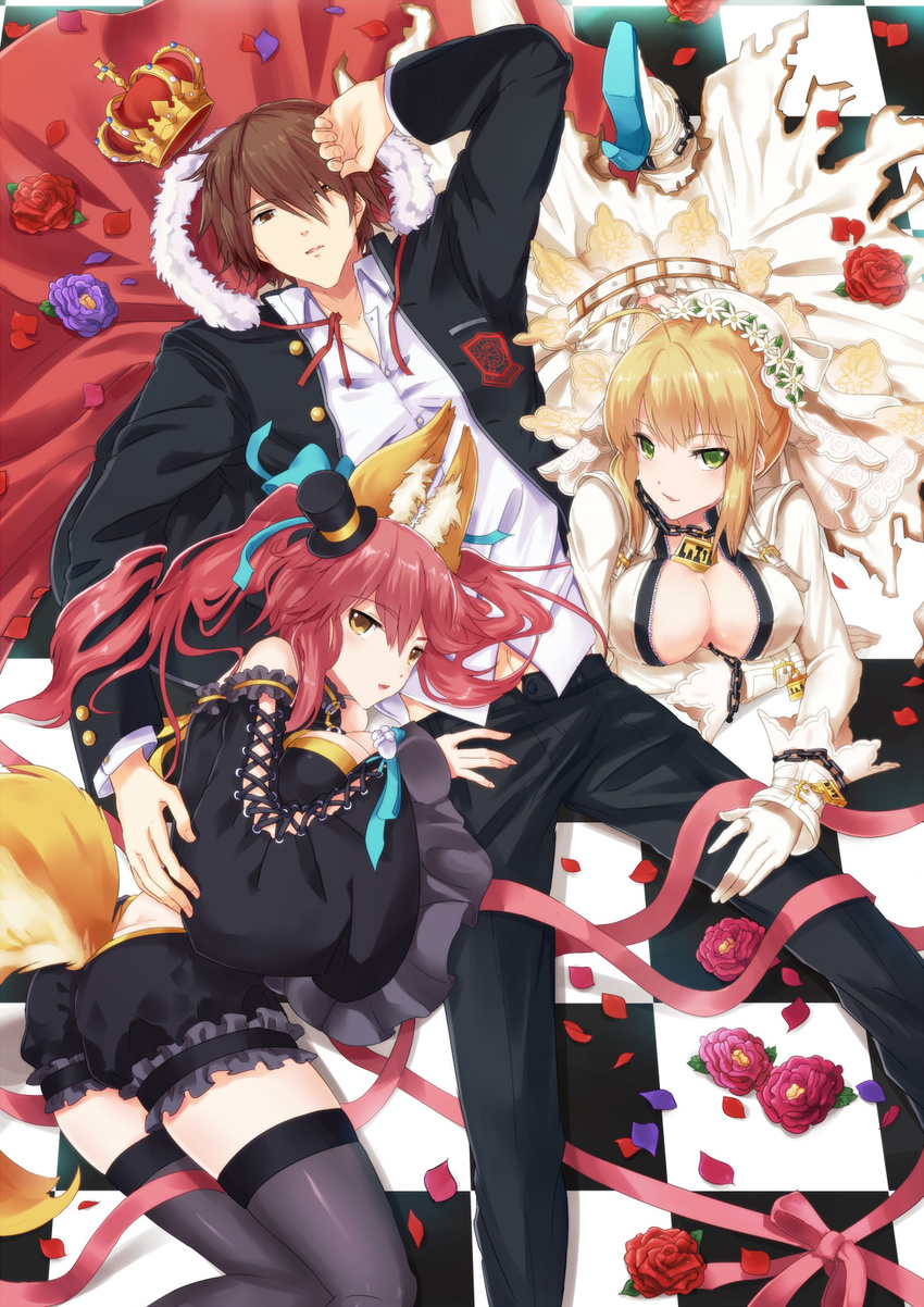 2girls blonde_hair breasts brown_hair center_opening cleavage fate/extra fate/extra_ccc fate_(series) flower hat highres kishinami_hakuno_(male) large_breasts mini_hat mini_top_hat multiple_girls nero_claudius_(bride)_(fate) nero_claudius_(fate)_(all) pink_hair ribbon tamamo_(fate)_(all) tamamo_no_mae_(fate) top_hat yukihime_(mofumofu2225)
