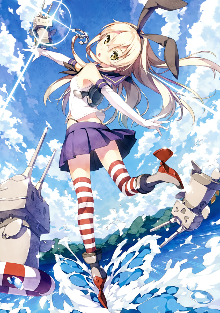 &gt;_&lt; :3 absurdres anchor_symbol ass bare_shoulders black_panties blonde_hair blue_sky boots bow breasts brown_eyes closed_eyes cloud day elbow_gloves from_behind full_body gloves grey_footwear hair_bow highres kantai_collection kantoku leg_up lifebuoy long_hair looking_back midriff miniskirt open_mouth panties petite pleated_skirt rensouhou-chan sailor_collar shimakaze_(kantai_collection) skirt sky small_breasts sparkle striped striped_legwear thighhighs thong underwear water white_gloves