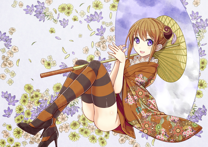 :d brown_hair flower gintama high_heels japanese_clothes kagura_(gintama) kazu kimono legs open_mouth parasol sitting smile striped striped_legwear thighhighs umbrella