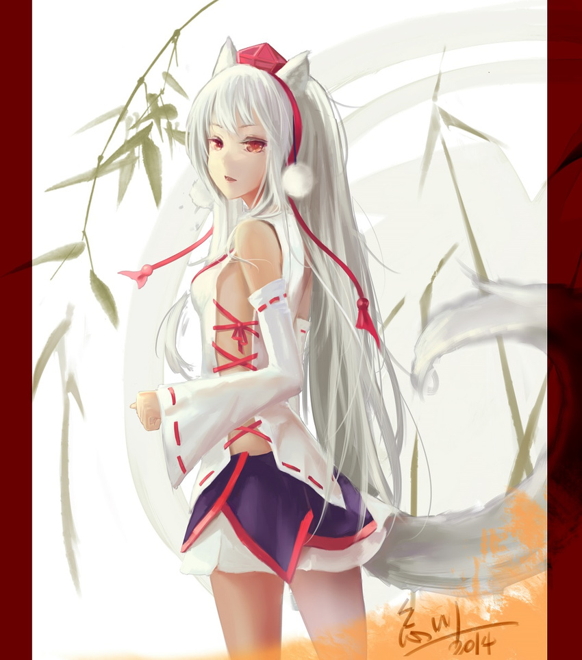 alternate_hair_length alternate_hairstyle animal_ears detached_sleeves hat highres inubashiri_momiji long_hair no_bra red_eyes solo tail tokin_hat touhou wangchuan_de_quanyan white_hair wolf_ears wolf_tail