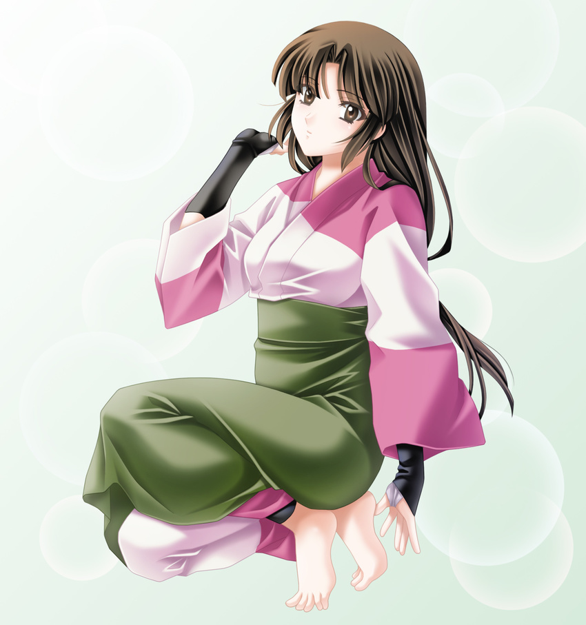 armband barefoot brown_hair highres inuyasha japanese_clothes long_hair sango solo tamamon