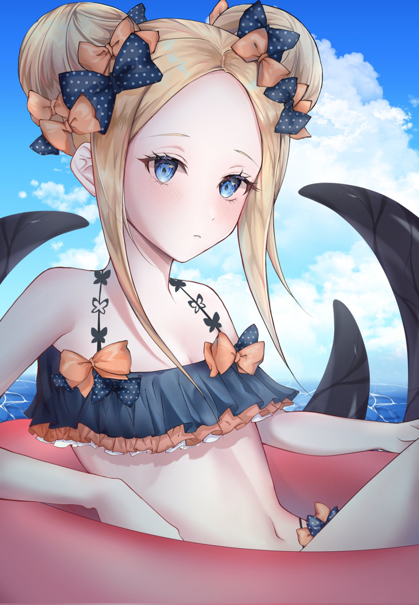 1girl abigail_williams_(emerald_float)_(fate) abigail_williams_(fate) bikini blue_sky breasts cleavage cloud cloudy_sky commentary_request double_bun fate/grand_order fate_(series) felicia8 flat_chest forehead frilled_bikini frills hair_bun highres light_brown_hair long_hair looking_at_viewer lying navel ocean on_back on_innertube outdoors parted_bangs pink_innertube sidelocks sky solo spaghetti_strap stomach swimsuit tentacles