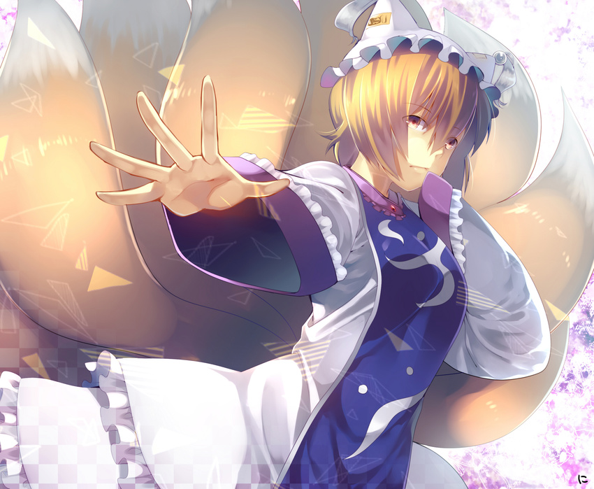 blonde_hair dress fox_tail hat highres kyuubi long_sleeves multiple_tails niwashi_(yuyu) outstretched_arm pillow_hat solo tabard tail touhou white_dress wide_sleeves yakumo_ran yellow_eyes