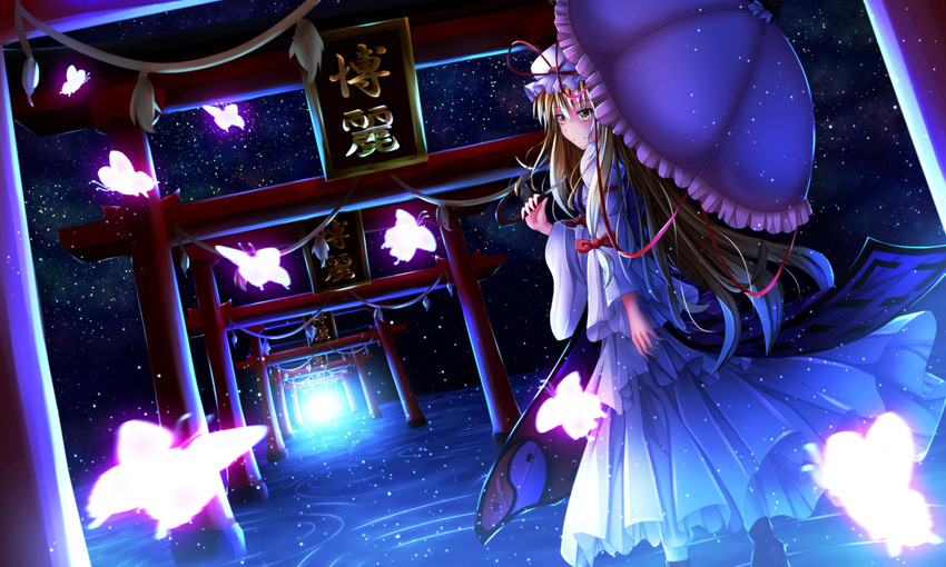ankle_boots armband bad_id bad_pixiv_id blonde_hair boots bow bug butterfly dress dutch_angle glowing hair_bow hat hat_ribbon highres insect juliet_sleeves layered_dress long_hair long_sleeves looking_away looking_back mob_cap night pantyhose parasol puffy_sleeves ribbon ripples sky smile solo star_(sky) starry_sky tabard tasogare_(ddfftasogare) torii touhou umbrella water yakumo_yukari yellow_eyes yin_yang