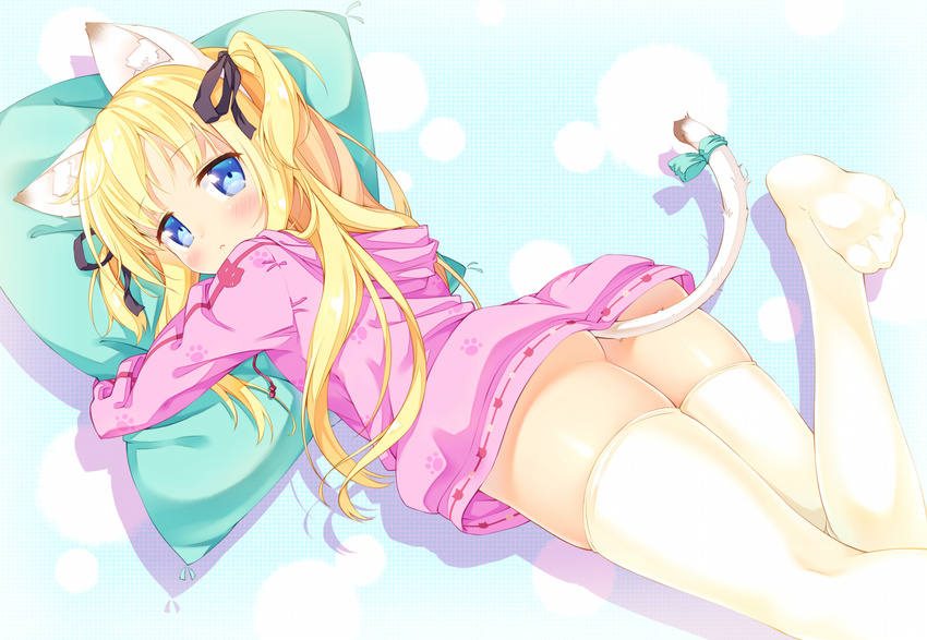 :&lt; animal_ears ass blonde_hair blue_eyes blush borrowed_character cat_ears cat_tail commentary_request fake_animal_ears feet hair_ribbon hood hoodie ichi_makoto long_hair looking_at_viewer lying naked_hoodie no_shoes on_stomach original paw_print pillow pillow_hug print_hoodie ribbon shimotsuki_potofu simple_background skindentation solo tail tail_ribbon thighhighs thighs two_side_up white_legwear