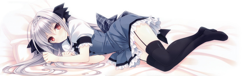 blush gray_hair long_hair navel panties sakurakouji_luna scan stockings suzuhira_hiro thighhighs tsuki_ni_yorisou_otome_no_sahou underwear