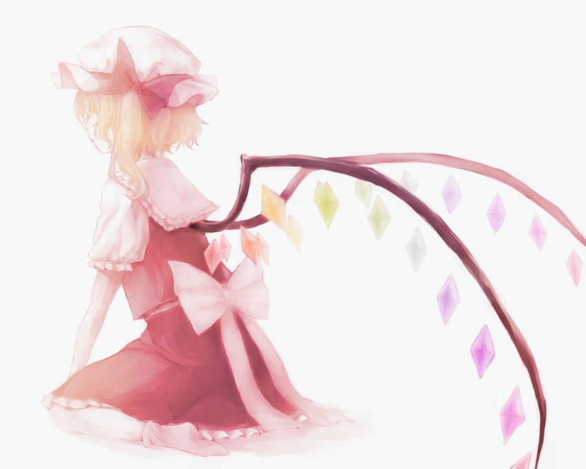 ankle_socks bad_id bad_pixiv_id blonde_hair bow flandre_scarlet from_behind hat hat_ribbon mob_cap no_shoes pale_color ribbon short_hair short_sleeves side_ponytail simple_background sitting skirt skirt_set solo touhou wariza white_background wings zuko_(okuz)