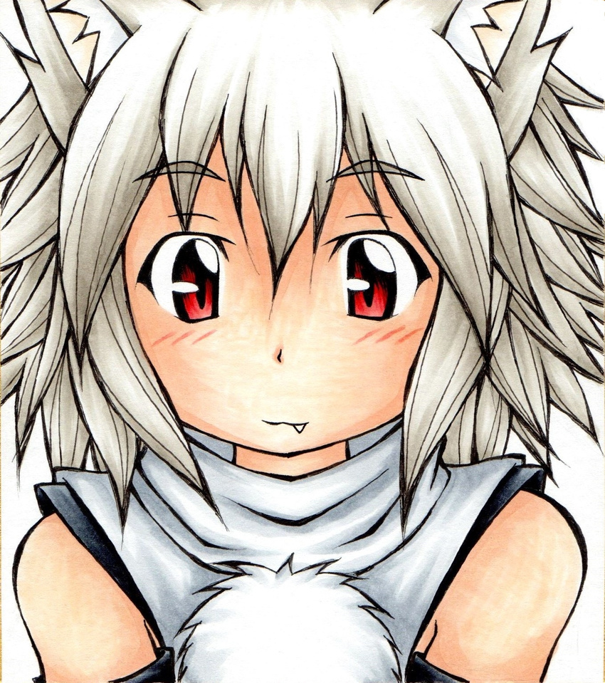 animal_ears bare_shoulders blush detached_sleeves fang highres inte_(whitewolftail) inubashiri_momiji looking_at_viewer no_hat no_headwear pom_pom_(clothes) red_eyes short_hair silver_hair simple_background smile solo touhou white_background wolf_ears