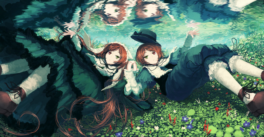 2girls bicolored_eyes brown_hair dress flowers green_eyes hat headdress jpeg_artifacts jumpei99 long_hair red_eyes rozen_maiden short_hair souseiseki suiseiseki water