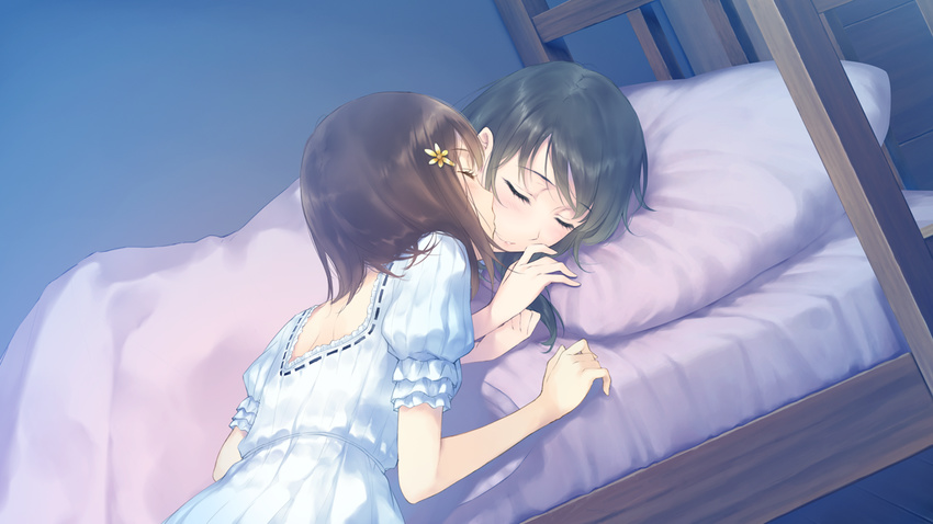 2girls bed black_hair brown_hair flowers_(game) game_cg innocent_grey kiss kousaka_mayuri shirahane_suou sleeping sugina_miki yuri