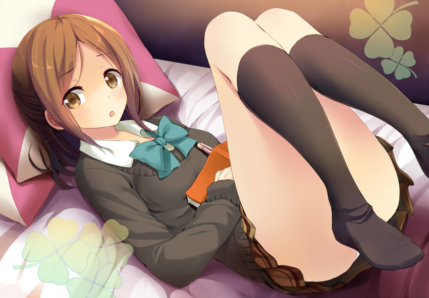 bed book brown_eyes brown_hair chestnut_mouth fujimiya_kaori indoors isshuukan_friends kneehighs komone_ushio legs_up long_legs looking_at_viewer lying mechanical_pencil neck_ribbon no_shoes on_bed open_book open_mouth pencil pillow ribbon school_uniform short_hair skirt solo sweater