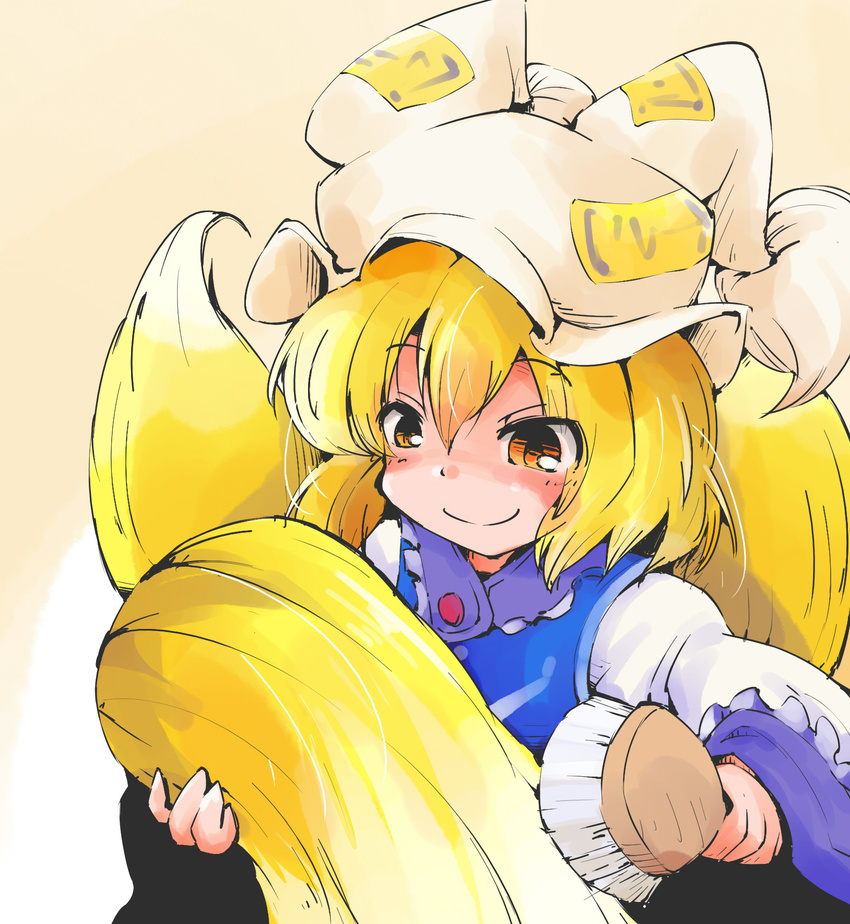 blonde_hair brush brushing dress fox_tail hat highres pillow_hat shinapuu smile solo tabard tail tail_brushing touhou white_dress yakumo_ran yellow_eyes