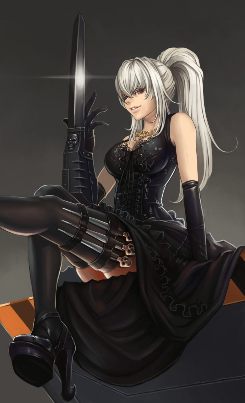 arm_blade banned_artist black_gloves black_legwear blade breasts callidus corset cross-laced_clothes elbow_gloves gloves grey_background highres knife large_breasts long_hair ponytail silver_hair simple_background sitting smile solo thighhighs warhammer_40k weapon yinan_cui