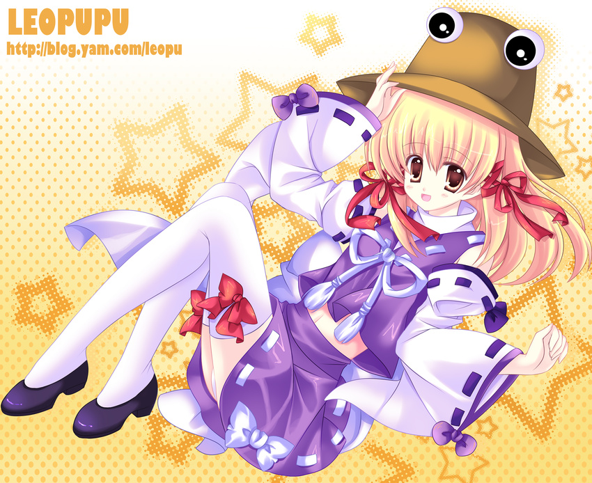 blonde_hair detached_sleeves eyes hat highres moriya_suwako pupu short_hair solo thighhighs touhou yellow_eyes