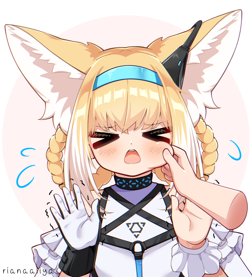 &gt;_&lt; 1girl 1other absurdres animal_ear_fluff animal_ears arknights bare_shoulders black_collar black_gloves blonde_hair blue_hairband blush braid braided_hair_rings cheek_pinching closed_eyes collar colored_tips commentary earpiece flying_sweatdrops fox_ears fox_girl frilled_sleeves frills gloves hair_rings hairband hands_up highres infection_monitor_(arknights) looking_at_viewer multicolored_hair mydeviant open_mouth pinching short_sleeves signature single_glove single_wrist_cuff solo suzuran_(arknights) teeth twin_braids two-tone_gloves two-tone_hair upper_body upper_teeth_only white_gloves white_hair wrist_cuffs