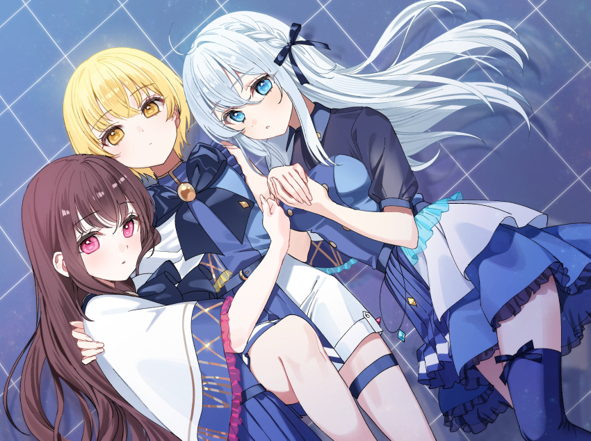 3girls absurdres aitsuki_nakuru blonde_hair blue_bow blue_bowtie blue_eyes blue_ribbon blush bow bowtie braid brown_hair closed_mouth commentary_request dutch_angle hair_between_eyes hair_ribbon highres holding_hands la_priere large_bow long_hair looking_at_viewer multiple_girls natsume_itsuki_(voice_actor) nayuta_(voice_actor) official_art parted_lips pink_eyes prewotamaru ribbon short_hair thighhighs white_hair yellow_eyes