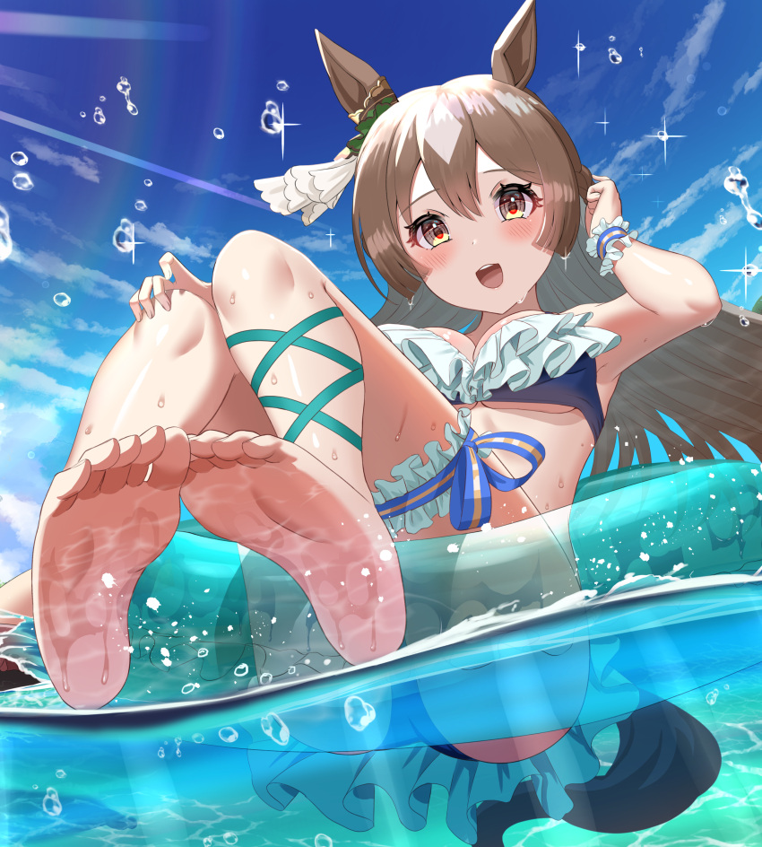 1girl absurdres alternate_costume animal_ears arm_up armpits bare_shoulders barefoot beach bikini blue_bikini blue_innertube blush breasts cleavage commentary_request ear_ornament feet foot_focus frilled_bikini frills hair_between_eyes highres horse_ears horse_girl horse_tail large_breasts long_hair looking_at_viewer multicolored_hair multiple_girls ocean open_mouth outdoors partially_submerged red_innertube sand satono_diamond_(umamusume) smile soles solo streaked_hair swimsuit tail teeth thigh_strap toes umamusume upper_teeth_only wanderlucia water white_hair yellow_eyes