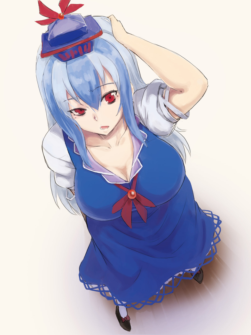 1girl ascot blue_dress blue_hair blue_hat breasts cleavage dress from_above hat hat_ribbon highres kakone kamishirasawa_keine looking_up multicolored_hair puffy_short_sleeves puffy_sleeves red_ascot red_eyes ribbon short_sleeves simple_background solo striped_hair touhou two-tone_hair white_background