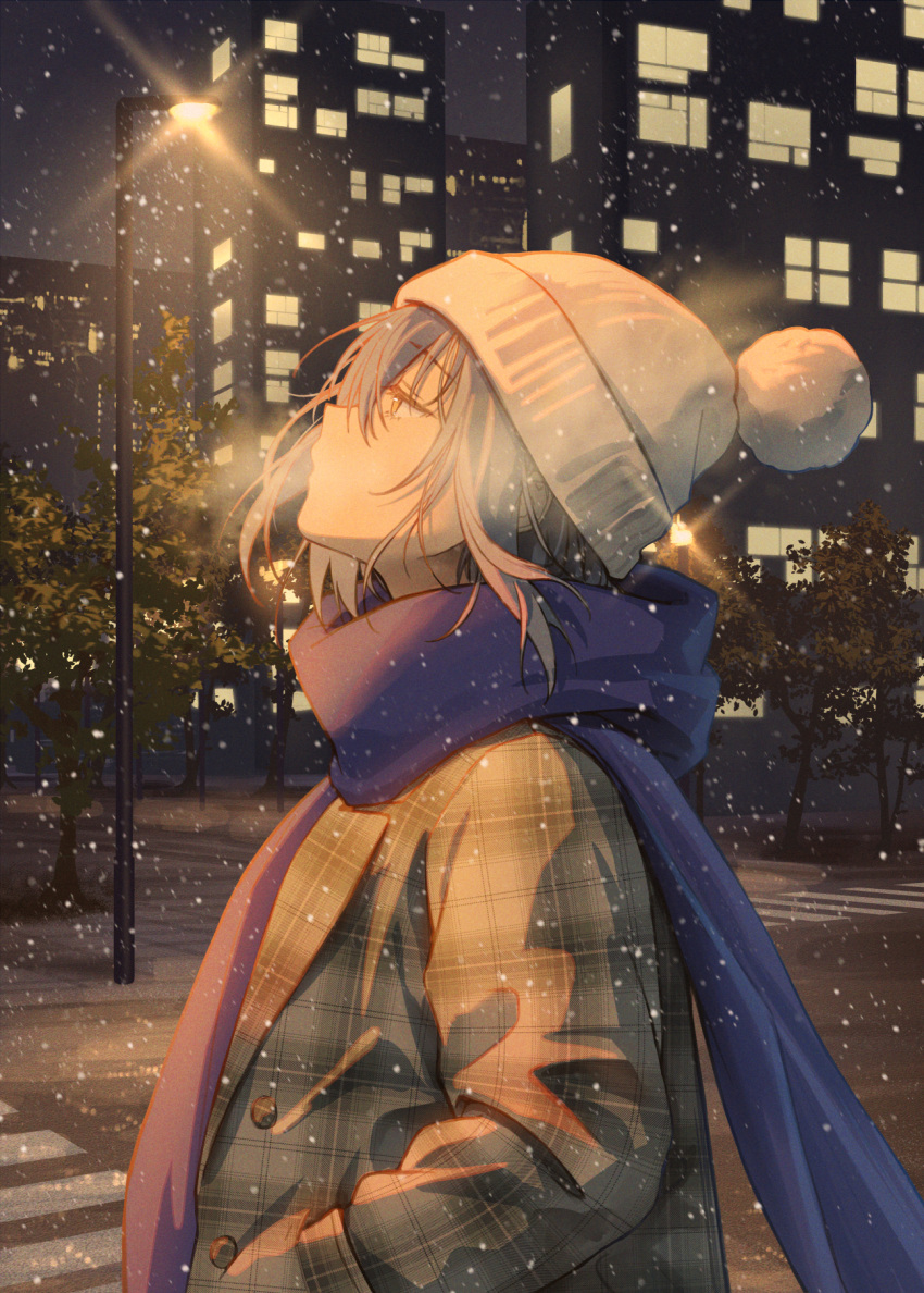 1girl blue_hair blue_scarf building city_lights cityscape crosswalk diffraction_spikes from_side hand_in_pocket haneru haori_haruki highres himitsu_no_jugyou jacket lamppost lapels looking_up night outdoors plaid plaid_jacket pom_pom_(clothes) profile scarf snow snowing solo tree upper_body winter winter_uniform yellow_eyes