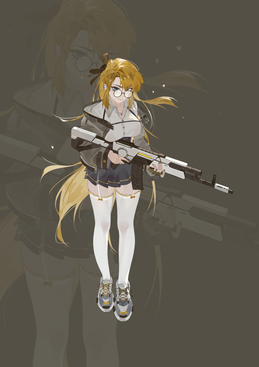 1girl absurdres assault_rifle black-framed_eyewear black_bow blonde_hair blue_gemstone bow breasts brown_background brown_nails collarbone collared_shirt earclip fingerless_gloves full_body garter_straps gem gloves green_gloves grey_jacket gun hair_bow hair_intakes high-waist_skirt highres holding holding_gun holding_weapon jacket jewelry large_breasts long_hair looking_at_viewer looking_up magazine_(weapon) nail_polish necklace off_shoulder open_clothes open_jacket original partially_unbuttoned pince-nez pleated_skirt pugongying rifle round_eyewear shirt shoes single_glove skirt smile sneakers solo swept_bangs thighhighs trigger_discipline very_long_hair weapon white_footwear white_shirt white_thighhighs zettai_ryouiki zoom_layer