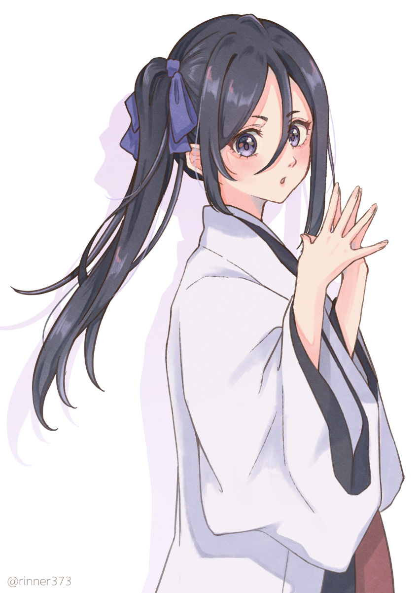 1girl absurdres aged_up black_kimono bleach bleach:_epilogue blue_ribbon blush commentary_request double-parted_bangs drop_shadow eyelashes from_side hair_between_eyes hair_ribbon hands_up highres japanese_clothes kimono kuchiki_rukia long_hair long_sleeves looking_at_viewer parted_lips purple_eyes ribbon rinner373 short_eyebrows side_ponytail simple_background solo spoilers steepled_fingers straight_hair upper_body white_background white_kimono wide_sleeves