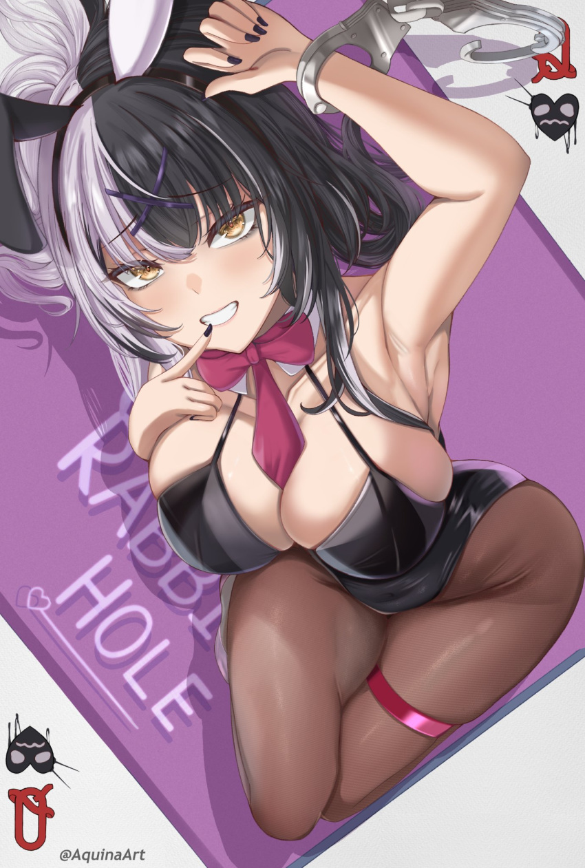 1girl animal_ears aquina_art armpits black_hair black_leotard black_nails breasts cleavage cuffs detached_collar grin hair_ornament hairclip handcuffs highres hololive hololive_english large_breasts leotard looking_at_viewer medium_hair multicolored_hair nail_polish pantyhose playboy_bunny rabbit_ears rabbit_hole shiori_novella smile solo split-color_hair thigh_strap twitter_username vocaloid white_hair x_hair_ornament yellow_eyes