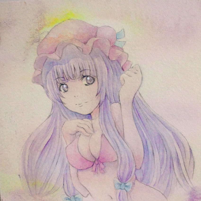 alternate_costume bikini breasts cleavage clenched_hand eyelashes front-tie_top hair_ribbon hand_on_own_chest hat highres long_hair looking_at_viewer medium_breasts mob_cap navel patchouli_knowledge pink_background puckered_lips purple_bikini purple_eyes purple_hair ribbon solo swimsuit touhou traditional_media tress_ribbon upper_body very_long_hair watercolor_(medium) yuyu_(00365676)