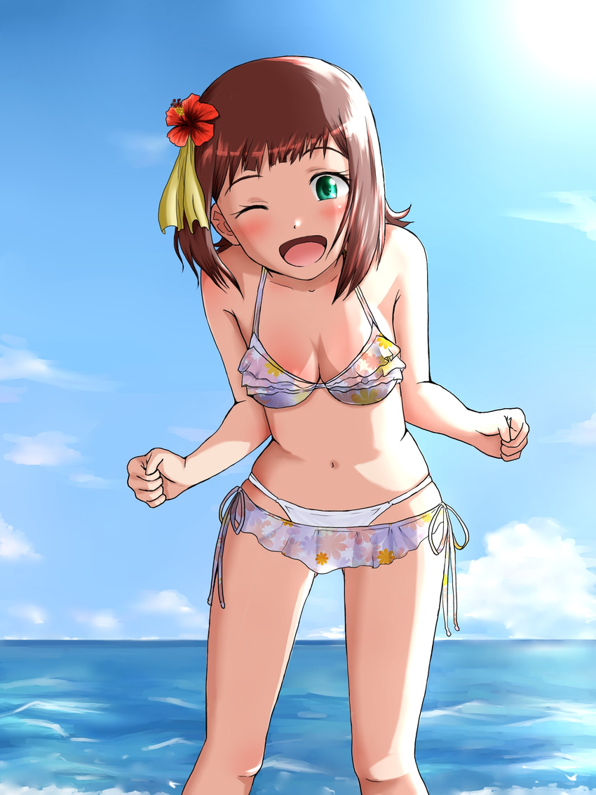 amami_haruka bikini brown_hair green_eyes happy highres idolmaster idolmaster_(classic) kamui_(summer-illusion) one_eye_closed short_hair swimsuit