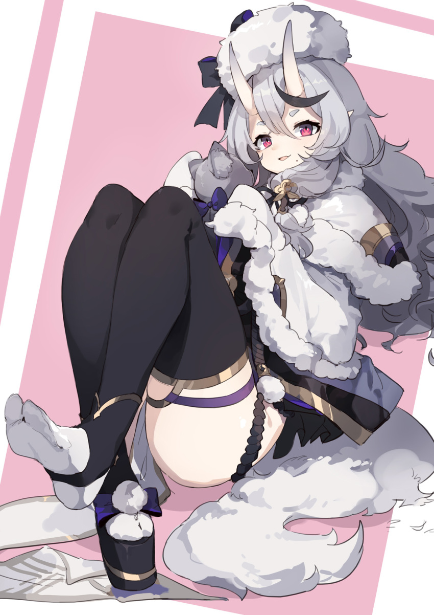 1girl ass bangs black_legwear bow capelet fur fur-trimmed_capelet fur_trim geta grey_hair hair_between_eyes hair_bow hat highres horns japanese_clothes kimono long_hair looking_at_viewer mole mole_under_mouth nijisanji oni oni_horns open_mouth pelvic_curtain platform_footwear pointy_ears purple_eyes rindou_mikoto rope sh_(562835932) shimenawa short_eyebrows sitting sleeves_past_wrists smile solo stirrup_legwear stuffed_animal stuffed_cat stuffed_toy tabi thighhighs toeless_legwear virtual_youtuber white_capelet white_hat white_legwear wide_sleeves