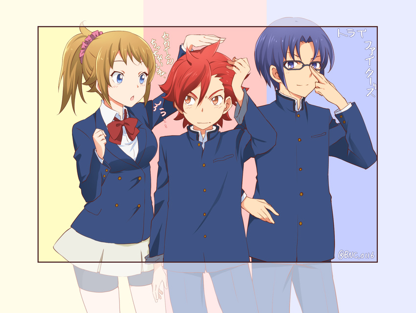 2boys banchii bike_shorts blue_eyes blue_hair brown_hair gakuran glasses gundam gundam_build_fighters gundam_build_fighters_try height_difference highres hoshino_fumina kamiki_sekai kousaka_yuuma multiple_boys ponytail red_eyes red_hair school_uniform scrunchie