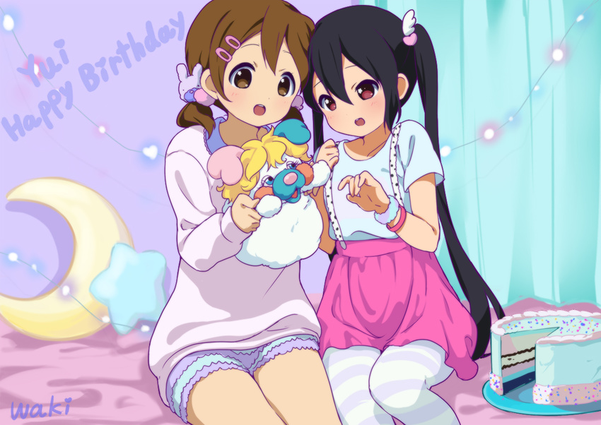 bad_id bad_pixiv_id black_hair brown_eyes brown_hair cake casual crescent dog food happy_birthday hirasawa_yui k-on! long_hair moon multiple_girls nakano_azusa neki_(wakiko) pantyhose popple short_hair suspenders twintails