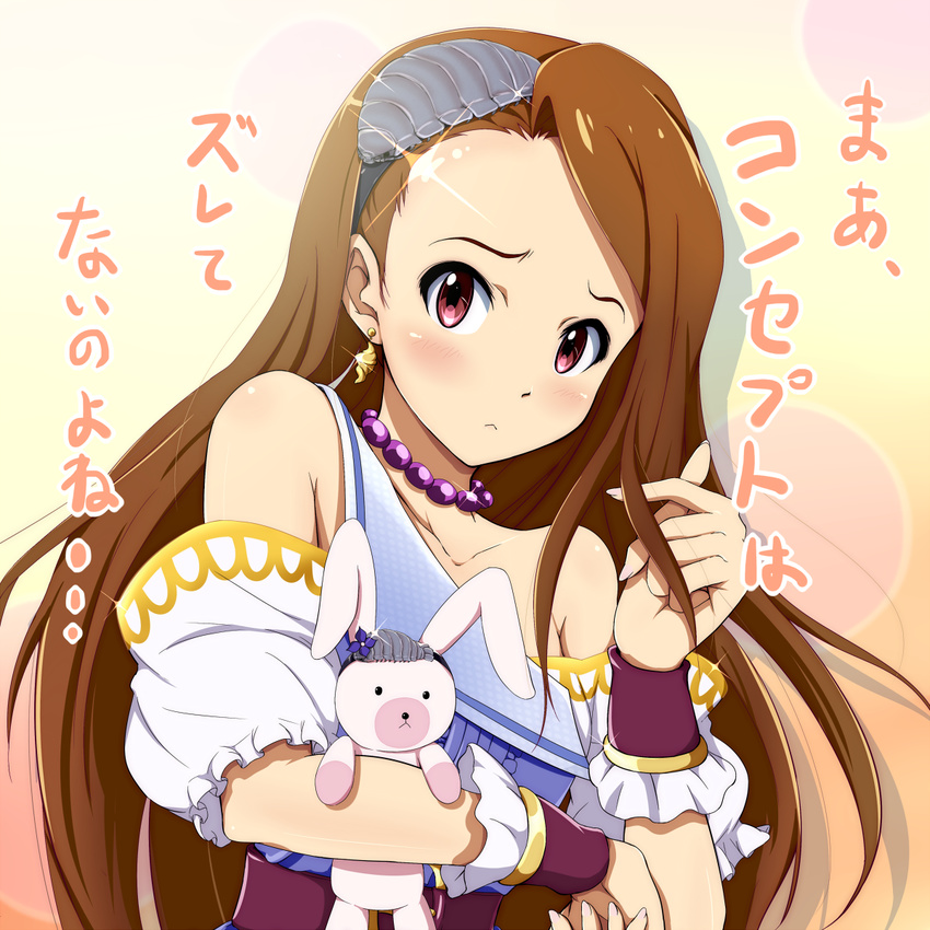 :&lt; bare_shoulders blush collarbone commentary_request detached_sleeves earrings forehead hairband highres hina_(araburu-hinadori) idolmaster idolmaster_(classic) isopod jewelry long_hair looking_at_viewer minase_iori necklace palace_of_dragon_(idolmaster) pink_eyes ryuuguu_komachi solo stuffed_animal stuffed_bunny stuffed_toy translation_request upper_body very_long_hair wrist_cuffs